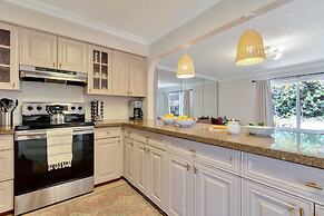 Summerfin by Avantstay Sunny Retreat Minutes From the Shore!