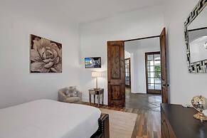 Villa Toscana by Avantstay Palatial Villa With Spa, Pool, Theater & Ga