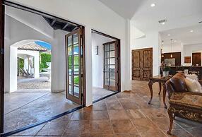 Villa Toscana by Avantstay Palatial Villa With Spa, Pool, Theater & Ga