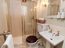 The Stables and West Wing