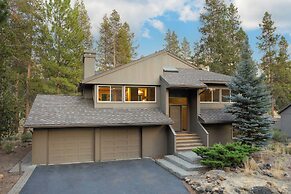 Sage Blush by Avantstay Upgraded 4 Bdr/chefs Kitchen/ A/c/hot Tub!