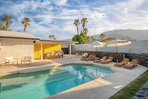 Yellowjacket by Avantstay Entertainers Yard, 20min 2 Coachella Valley 