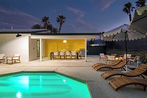 Yellowjacket by Avantstay Entertainers Yard, 20min 2 Coachella Valley 