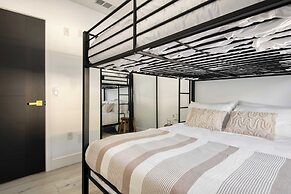 Yellowjacket by Avantstay Entertainers Yard, 20min 2 Coachella Valley 