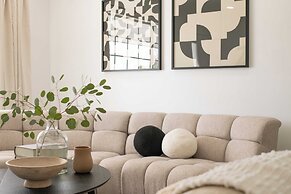 Yellowjacket by Avantstay Entertainers Yard, 20min 2 Coachella Valley 