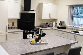 Forest View House - Private Hot Tub