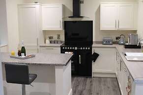 Forest View House - Private Hot Tub