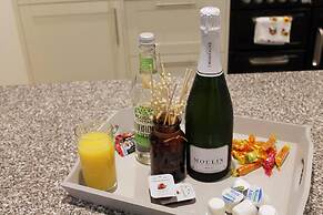 Forest View House - Private Hot Tub