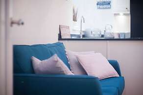 Penthouse At The Mews - 2 Bed Apartment - Tenby