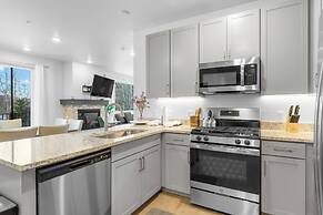 Clearwater Lofts #105, Building 1 By Summit County Mountain Retreats