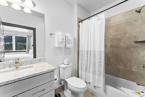 Clearwater Lofts #105, Building 1 By Summit County Mountain Retreats