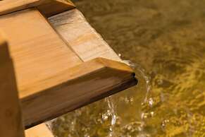 Japanese Onsen Ryokan KOHAKUEN