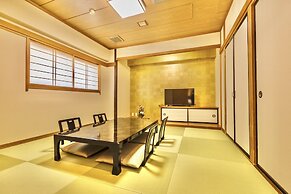 Japanese Onsen Ryokan KOHAKUEN
