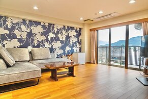 Japanese Onsen Ryokan KOHAKUEN