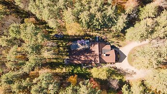 Moose Lodge by Avantstay Luxe Berkshires Escape