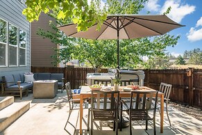 Ponderosa Pines by Avantstay Gorgeous Deck, 10 Mins From Central Bend 