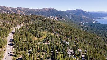 Tahoe Star by Avantstay 7mins to Incline Village, Luxe Mansion