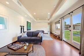 Starlight Estate by Avantstay 26 People! Architectual Mansion w/ Pool,