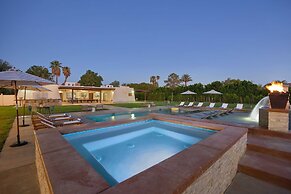 Starlight Estate by Avantstay 26 People! Architectual Mansion w/ Pool,