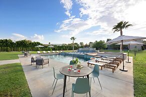 Starlight Estate by Avantstay 26 People! Architectual Mansion w/ Pool,