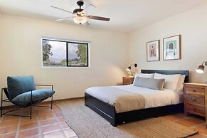 Starlight Estate by Avantstay 26 People! Architectual Mansion w/ Pool,