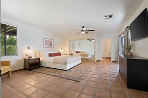 Starlight Estate by Avantstay 26 People! Architectual Mansion w/ Pool,