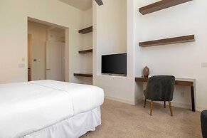 Sandflower by Avantstay Oasis w/ Pool + Golf!