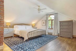 Cordelia by Avantstay Amazing Backyard, 10mins From Stockbridge!