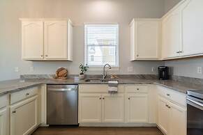 Tidepool by Avantstay 2min Walk to Miramar Beach!