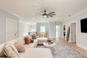 Dory by Avantstay Walk to the Beach, Luxe Home