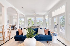 Miramar Manor by Avantstay Walk to the Beach!