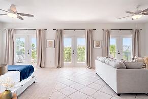 Miramar Manor by Avantstay Walk to the Beach!