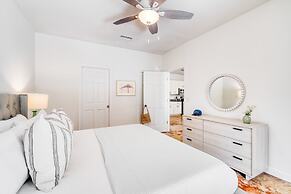 Miramar Manor by Avantstay Walk to the Beach!