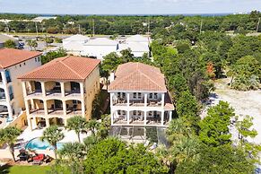 Miramar Manor by Avantstay Walk to the Beach!