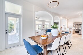 Miramar Manor by Avantstay Walk to the Beach!