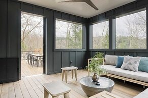 Forget-me-not by Avantstay Bold Lakefront Escape