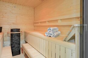 Forget-me-not by Avantstay Bold Lakefront Escape