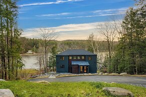 Forget-me-not by Avantstay Bold Lakefront Escape