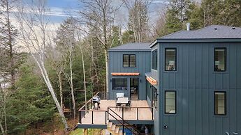 Forget-me-not by Avantstay Bold Lakefront Escape