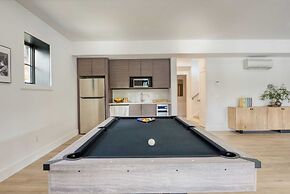 Forget-me-not by Avantstay Bold Lakefront Escape