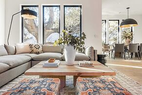 Henley by Avantstay Plunge Pool, Incredible Patio & Guest House!