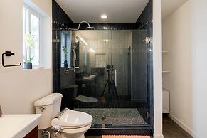 Jackson's Dawg House