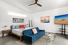 Jackson's Dawg House