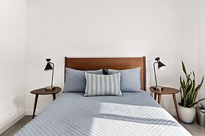 Jackson's Dawg House