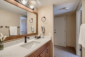 Views Overlooking Keystone w/ Shuttle to Lifts