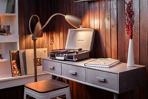 Ski-in/ski-out Miners Cabin