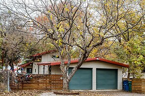 Lake LBJ Waterfront Family-friendly Retreat!