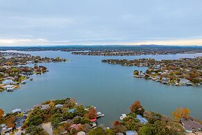 Lake LBJ Waterfront Family-friendly Retreat!