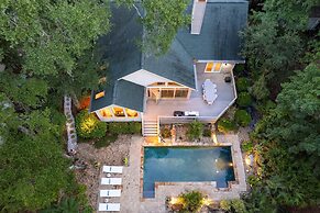 Hilton Lagoon by Avantstay Designer Home w/ Luxe Pool in Hilton Head