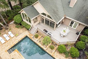 Hilton Lagoon by Avantstay Designer Home w/ Luxe Pool in Hilton Head